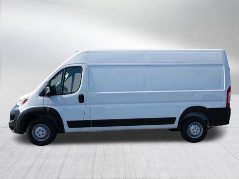 New 2026 RAM ProMaster 2500 w/ Convenience Group image 4