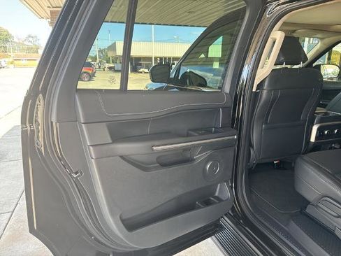 Certified 2024 Ford Expedition Max XLT image 16