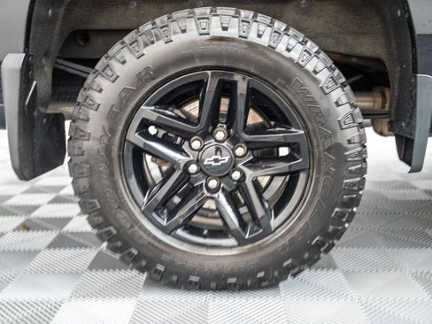 Used 2022 Chevrolet Silverado 1500 LT Trail Boss w/ Convenience Package II AWD/4WD image 21