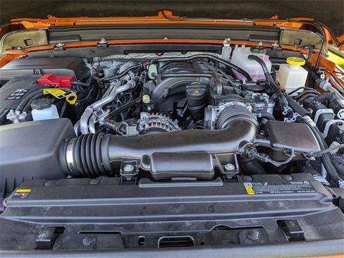 New 2025 Jeep Gladiator Mojave w/ Convenience Group image 32