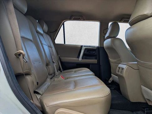 Used 2013 Toyota 4Runner SR5 image 11