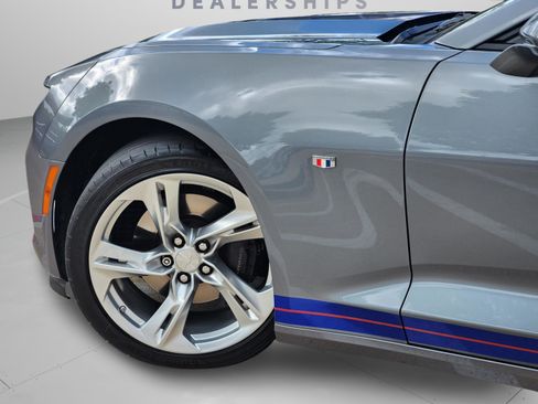 Used 2020 Chevrolet Camaro SS RWD image 24
