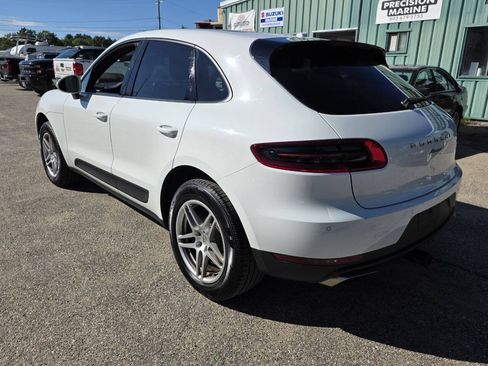 Used 2018 Porsche Macan AWD/4WD image 12