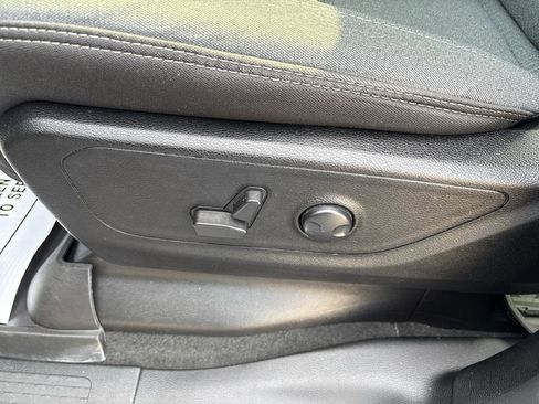 Used 2023 RAM 1500 Big Horn image 31