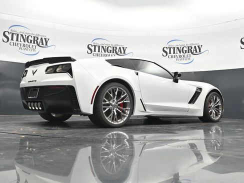 Used 2018 Chevrolet Corvette Z06 RWD image 32