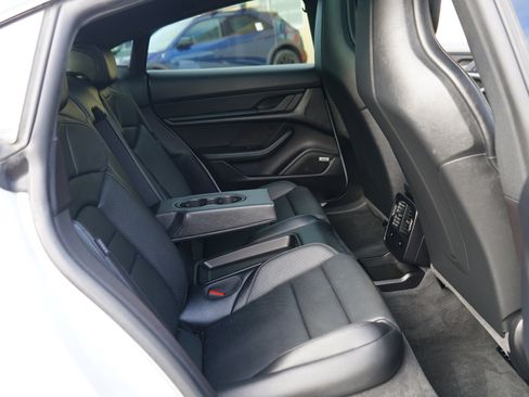 Used 2021 Porsche Taycan 4S image 25