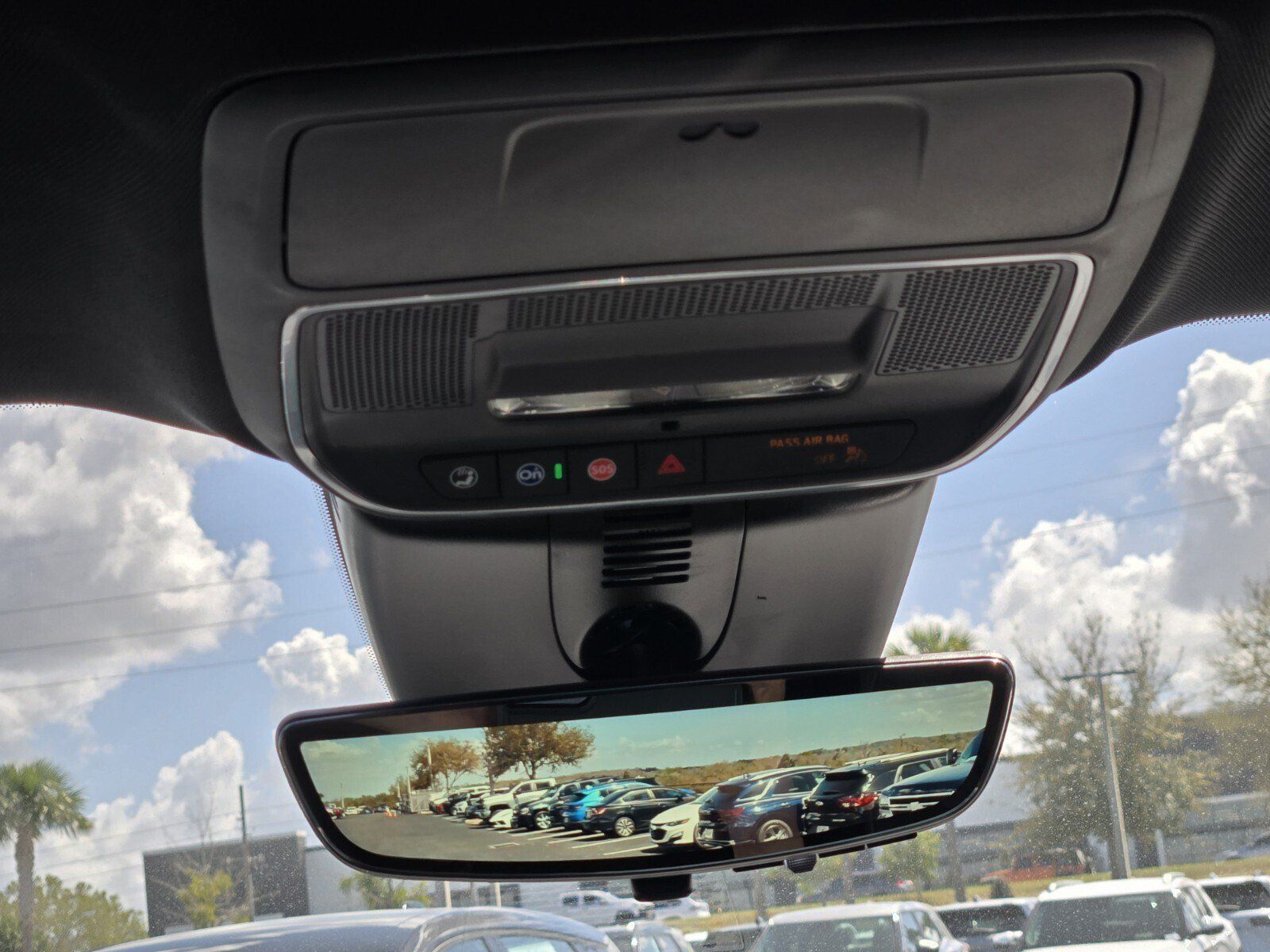 New 2026 Chevrolet Traverse High Country FWD image 10