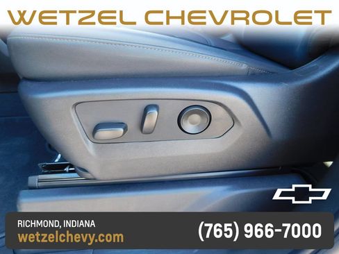 Used 2025 GMC Sierra 2500 SLT w/ Texas SLT Premium Package AWD/4WD image 21