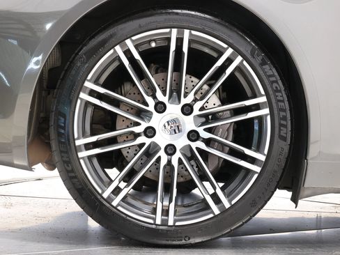 Used 2015 Porsche 911 Carrera image 82