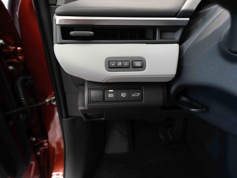 New 2026 Toyota C-HR w/ Cold Weather Package AWD/4WD image 11