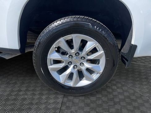 Used 2024 Chevrolet Silverado 1500 Custom image 34