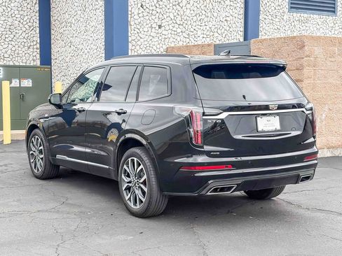 Certified 2023 Cadillac XT6 Sport AWD/4WD image 2