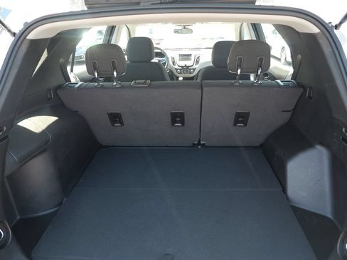 Used 2020 Chevrolet Equinox LS AWD/4WD image 35