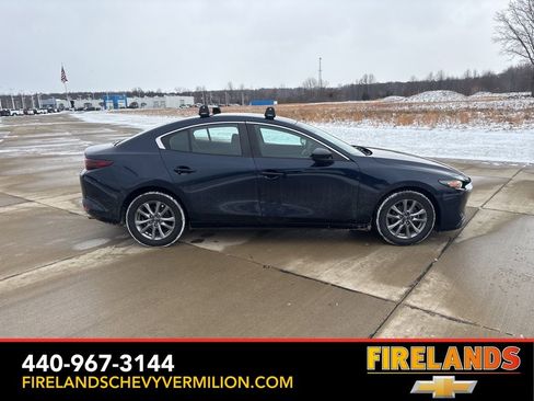 Used 2020 MAZDA MAZDA3 Sedan image 7