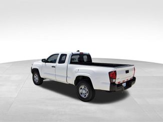 Used 2022 Toyota Tacoma SR AWD/4WD video 3
