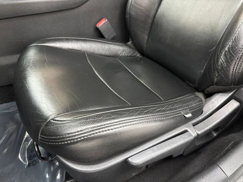 Used 2020 Nissan Sentra SV FWD image 33