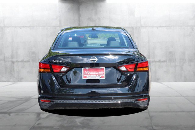 Certified 2025 Nissan Altima 2.5 SV FWD image 6