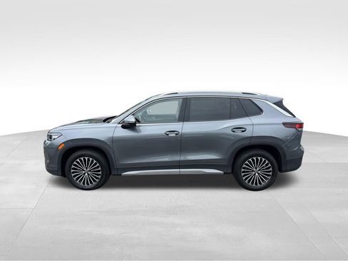Used 2025 Volkswagen Tiguan S w/ 18" Wheel Package FWD image 4