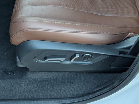 Used 2023 Acura MDX SH-AWD w/ Technology Package image 19