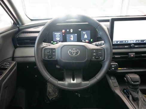 Used 2026 Toyota RAV4 XLE Premium AWD/4WD image 21