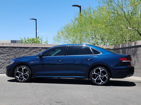 Used 2020 Volkswagen Passat 2.0T R-Line FWD image 5