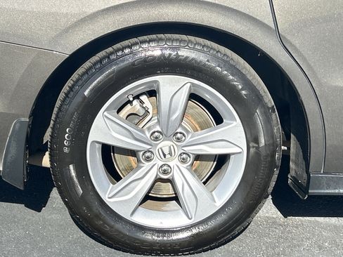 Used 2018 Honda Odyssey EX-L image 34