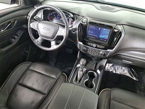 Used 2022 Chevrolet Traverse Premier w/ Redline Edition image 16