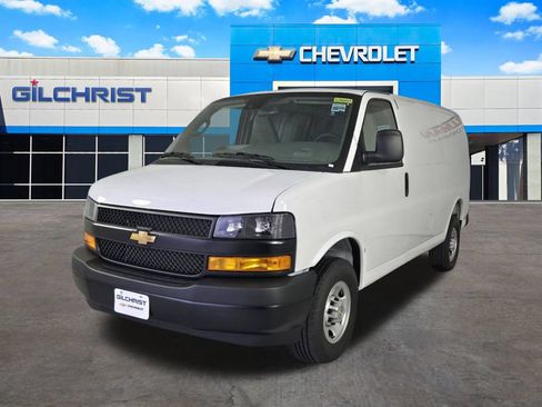 New 2026 Chevrolet Express 2500 w/ Communications Package RWD image 4