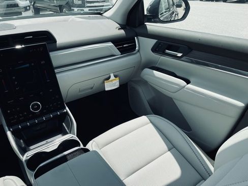 New 2026 GMC Terrain Denali image 24