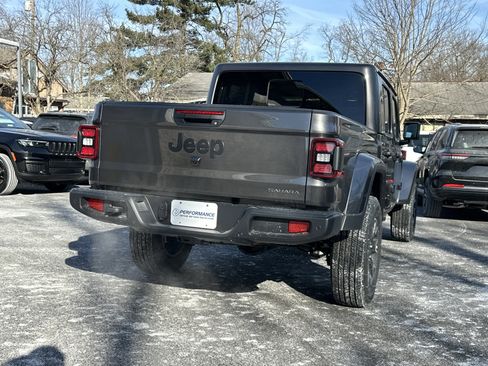 New 2026 Jeep Gladiator Sahara image 16