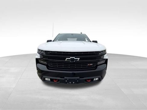 Certified 2020 Chevrolet Silverado 1500 LT Trail Boss image 3