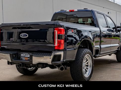Used 2023 Ford F250 Lariat AWD/4WD image 9