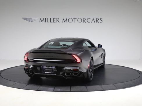 Used 2025 Aston Martin Vanquish image 8