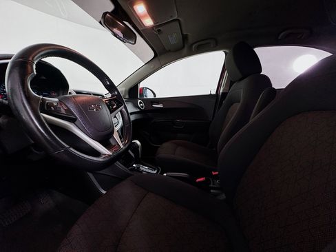 Used 2019 Chevrolet Sonic LT w/ Convenience Package image 21