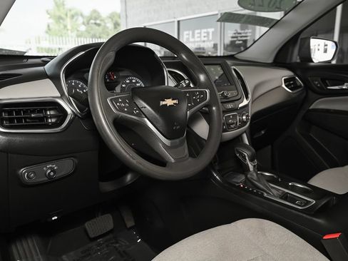 Used 2022 Chevrolet Equinox LS w/ LPO, Cargo Package FWD image 17