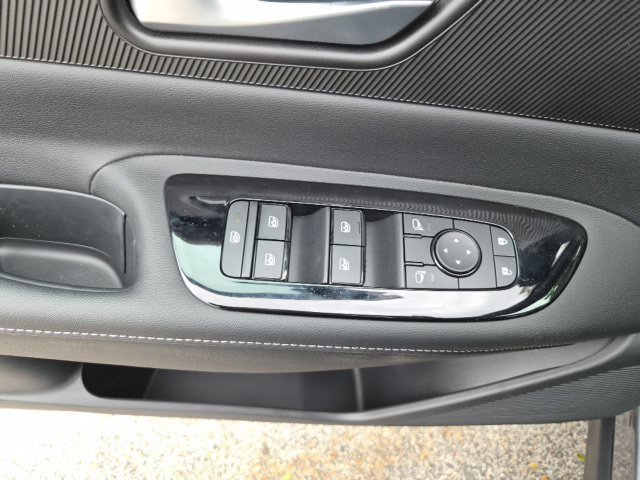 New 2026 Nissan Murano SV AWD/4WD image 17