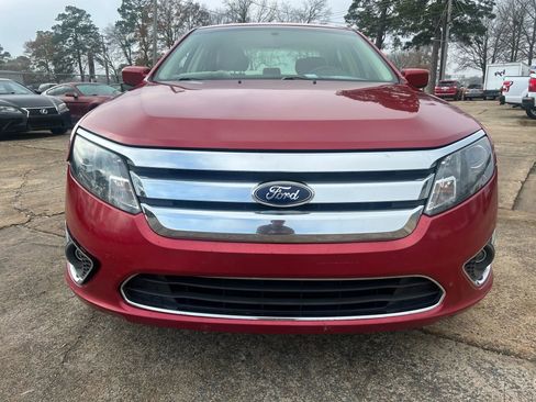 Used 2011 Ford Fusion SEL image 2