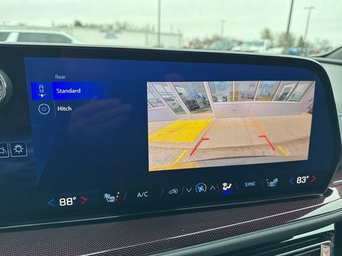 Certified 2025 Chevrolet Traverse Z71 w/ LPO, Floor Liner Package image 26