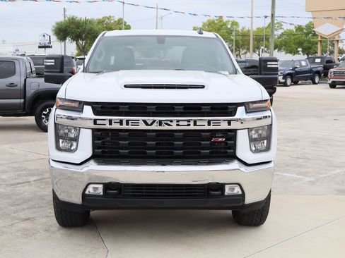 Certified 2023 Chevrolet Silverado 2500 LT w/ Convenience Package image 3