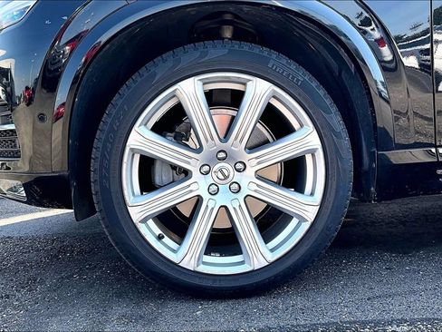 Used 2018 Volvo XC90 T6 Inscription w/ Convenience Package AWD/4WD image 4