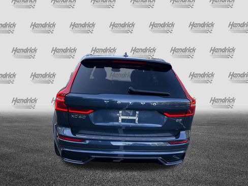 Certified 2023 Volvo XC60 B5 Ultimate w/ Protection Package Premier FWD image 9