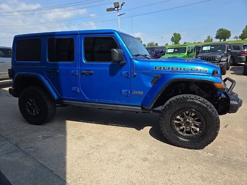 Used 2022 Jeep Wrangler Unlimited Rubicon w/ Trailer Tow Package AWD/4WD image 15