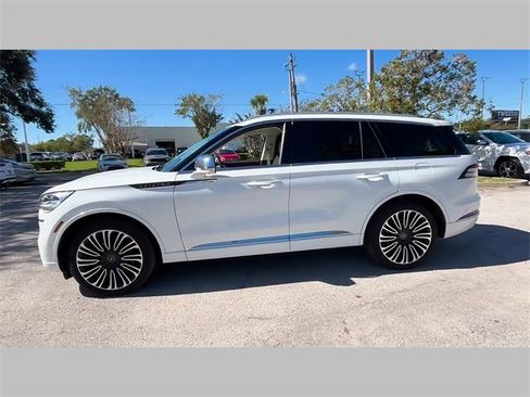 Used 2022 Lincoln Aviator Black Label w/ Dynamic Handling Package image 24