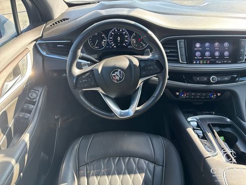Used 2023 Buick Enclave Avenir image 14