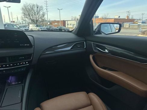 Certified 2025 Cadillac CT5 Premium Luxury image 32