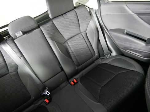 Used 2024 Subaru Forester Premium AWD/4WD image 14