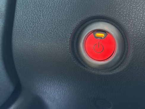 Used 2015 Nissan Leaf S w/ Charge Package image 32