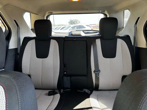 Used 2015 Chevrolet Equinox LT w/ Driver Convenience Package image 16