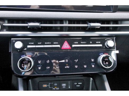 New 2026 Hyundai Santa Cruz Limited AWD/4WD image 16