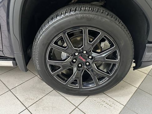 Used 2024 GMC Sierra 1500 Denali w/ Denali Reserve Package image 14